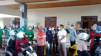 UGM Gelar Vaksinasi Drive Thru Selama Dua Hari untuk 2000 Mahasiswa dan Pegawai