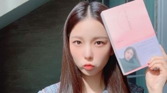 Sembari Menangis, Yujin Sebut CLC Sebenarnya Sudah Bubar