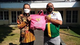Baznas Majalengka Distribusikan 5.000 Paket Sembako bagi Warga Isoman