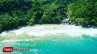 Desa Wisata Bowele di Malang: Surga Peselancar dengan Tiga Pantai Menakjubkan