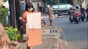 Aksi Protes PPKM Dinar Candy Pakai Bikini Berujung Dilaporkan ke Polisi