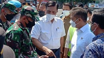 Luhut: Masyarakat Tak Perlu Panik Ada Varian Covid-19 Omicron