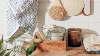 7 Cara Terapkan Gaya Hidup Zero Waste di Kamar Mandi