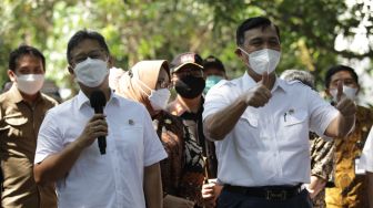 Kunjungi Vaksinasi di Solo Raya, Luhut: Kami Terus Dorong Pasokan Vaksin ke Daerah