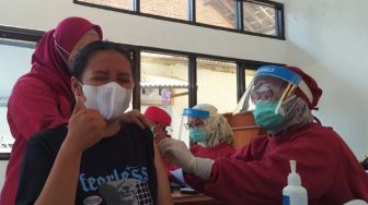 Percepat Target, Vaksinasi Covid-19 Mulai Menyasar Usia 12 Tahun