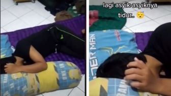 Viral Santri Syok Bangun Tidur Dikelilingi 'Bidadari', Penjual Sapu Ketiban Rezeki Nomplok