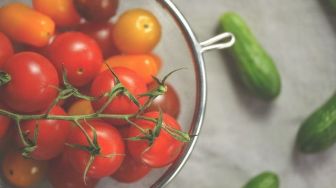 7 Manfaat Tomat yang Luar Biasa untuk Kesehatan Tubuh, Salah Satunya Menyehatkan Jantung