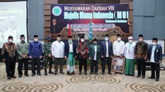 Semoga Amanah, Prof Najamuddin Ketua MUI Sulsel dan Muammar Sekretaris MUI Sulsel