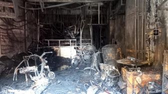 Dalami Kasus Kebakaran Bengkel di Cibodas, Polisi Temukan Plastik Tempat Bensin