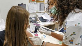 Ilmuwan Mengklaim Ketiga Dosis Vaksin Covid-19 Kurangi Risiko Kematian akibat Penyakit Non-Covid