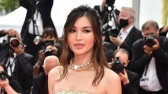 Riasan Terbaik Aktris Gemma Chan, Natural sampai Preppy