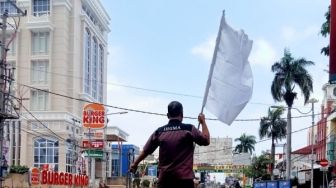 PPKM Level 4 Diperpanjang, Pengusaha Hotel di Bandar Lampung Kibarkan Bendera Putih