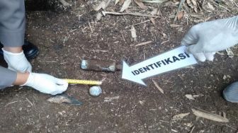 Warga Penebel Dibikin Heboh dengan Penemuan Mortir di Kebun