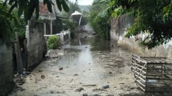 Pesisir Selatan Tulungagung hingga Pacitan Diterjang Banjir Rob