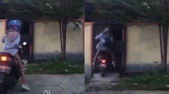 Viral Cewek Mau Pergi, Motor Malah Digas Sampai Jumping Nyangkut di Pintu Rumah