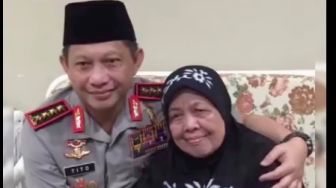 Ibunda Tito Karnavian, Bidan yang Ramah dan Berjiwa Sosial