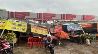 16 Kios di Stadion Way Dadi Sukarame Ambruk DIterpa Angin Kencang