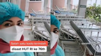 Viral Nakes Sumringah Videokan Isi Rumah Sakit: Kado Terindah HUT RI