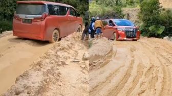 Viral Toyota Alphard Blusukan di Jalan Berlumpur, Bikin Warganet Melongo