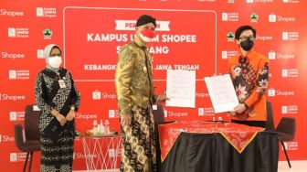Di HUT Jateng ke-71, Ganjar Pranowo Resmikan Kampus UMKM Shopee di Semarang