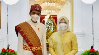 Pakai Baju Tulang Bawang dari Lampung, Ini Penampilan Joko Widodo dalam Upacara HUT RI