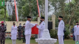 Paskibraka Kalbar Pingsan saat Penurunan Bendera, Publik: Terima Kasih Perjuangannya