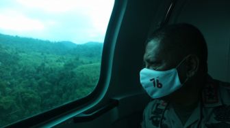 Kapolda Sulteng Patroli Udara Pantau Gerakan Sisa Kelompok Teroris di Poso