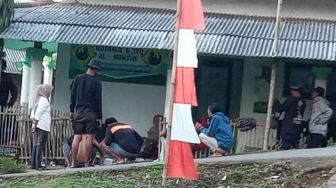 15 Pendaki Asal Surabaya Sempat Tersesat di Lereng Wilis Usai Kibarkan Merah Putih