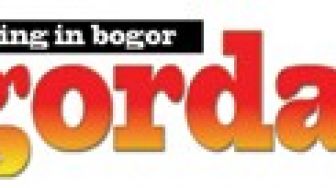 Tiga Mobil Rusak, Dinding Mal Margo City Roboh Akibat Ledakan