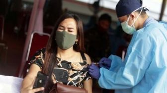 Vaksin Terbatas, Irman Desak Dinkes Utamakan Warga Pekanbaru
