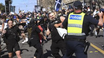 Demo Anti-Lockdown di Melbourne Berakhir Ricuh