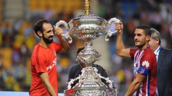 Gede Banget! Ini Penampakan Trofi Ramon de Carranza, Piala Terbesar di Spanyol