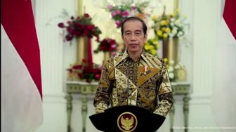 Jokowi Umumkan Perpanjangan PPKM, Tiga Wilayah Aglomerasi di Pulau Jawa Turun Level