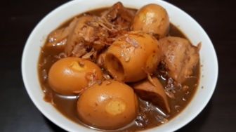 Kumpulan Resep Semur Telur Terlezat dan Praktis, Ini 3 Opsinya!