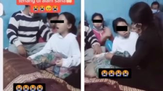 Bocah Perempuan Curhat sambil Nangis di Depan Jenazah Ibu, Warganet Ungkap Ketakutan