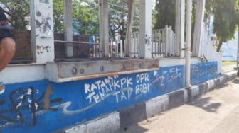 Tulisan Kritik Pemerintah Marak di Kota Makassar, Pengamat : Baliho Lebih Mengganggu