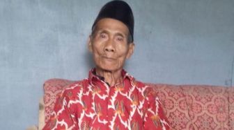 Pak Sudarman: Menjaga Situs Duplang, Merawat Nenek Moyang