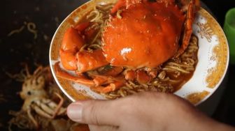 6 Makanan Khas Kalimantan yang Nagih Banget, Ada Mie Kepiting sampai Bubur Pedas