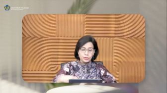 Sri Mulyani Resmi Terima DIM RUU HKPD Dari DPR dan DPD