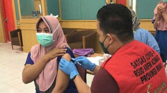 Warga Riau Sudah Boleh Dapatkan Vaksin Moderna, Ini Alasannya