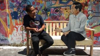Grafiti Kritikan PPKM Muncul di Kota Solo, Praktisi Mural: Sah di Negara Demokrasi