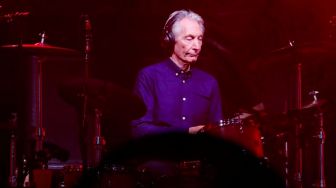 Drummer Rolling Stones Charlie Watts Meninggal Dunia di Usia 80 Tahun