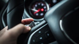 Apakah Fungsi Paddle Shift di Mobil Bertransmisi Matik?