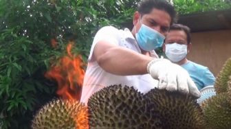 Sensasi Durian Bakar, Pilihan Baru Penikmat Durian