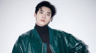 Sudah Ganteng dari Kecil, 9 Potret Transformasi Lee Jong Suk