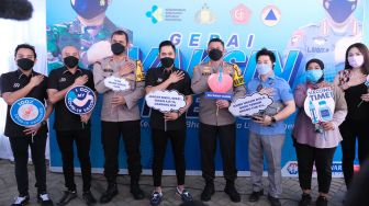 Juragan 99, MS Glow dan Polres Jaksel Gelar Pemberian Vaksin dan Sembako Gratis