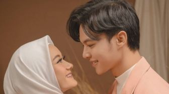 10 Momen Romantis Perayaan Ultah Dinda Hauw ke-26, Bahagia hingga Tak Bisa Berkata-kata