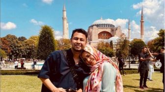 9 Potret Liburan Raffi Ahmad dan Nagita Slavina ke Turki, Ketemu Imam Hagia Sophia