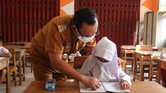 Hari Ini, 495 Sekolah di Cilegon Mulai Belajar Tatap Muka