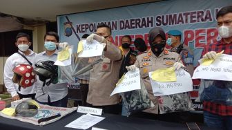 Anak Bunuh Ayah dan Abang Kandung di Medan: Suguhi Kopi Beracun hingga...